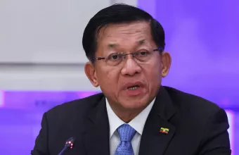 Μιν Αούνγκ Χλάινγκ