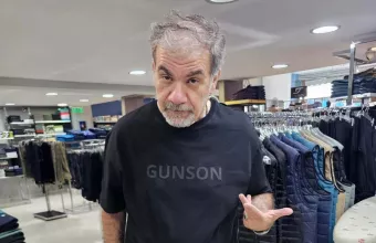 Δημήτρης Σταρόβας