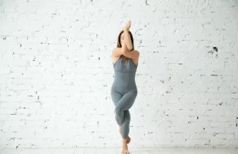 Στάση γιόγκα γλουτοί