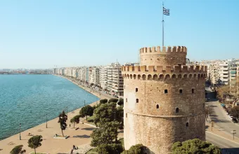 Ο Οδηγός Michelin επεκτείνεται σε Θεσσαλονίκη και Σαντορίνη