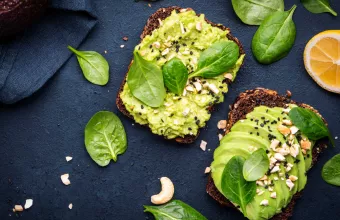 Με αυτό το κόλπο το άγουρο αβοκάντο σου θα ωριμάσει σε ένα 24ωρο