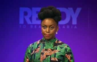 Τσιμαμάντα Νγκόζι Αντίτσιε