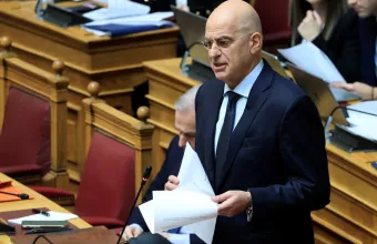 Δένδιας