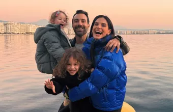 Τανιμανίδης Μπόμπα κόρη κλαματα νέα χρονια