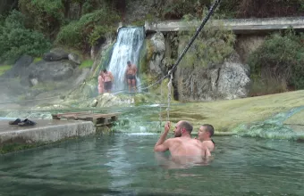 Στα Ιαματικά Λουτρά των Θερμοπυλών