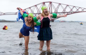 Loony Dook Σκωτία Πρωτοχρονιά