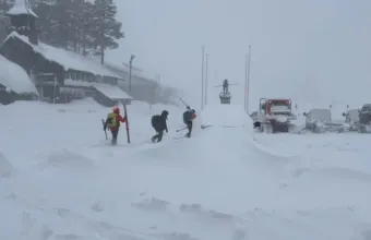 Ομάδα σκιέρ παρασύρθηκε από χιονοστιβάδα