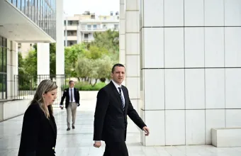 Ηλίας Κασιδιάρης έξω από δικαστήριο