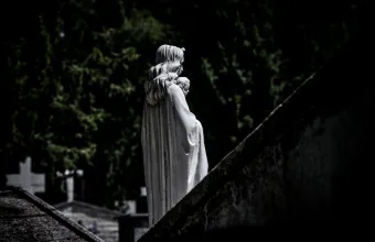 Νεκροταφείο 