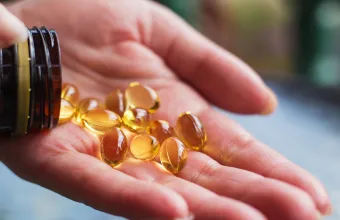 Συμπληρώματα διατροφής και καρκίνος: Τι σε βοηθάει πραγματικά και τι μπορεί να σε βλάψει