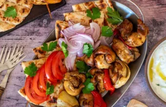 Τσικνοπέμπτη στο σπίτι: 48 συνταγές για το απόλυτο τσίκνισμα