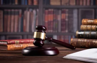 Η χώρα παρουσιάζει έλλειμμα παραγωγής καλής νομοθέτησης