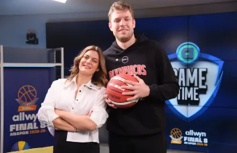 Σάσα Βεζένκοφ