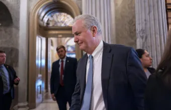 Η Γερουσία των ΗΠΑ αρνείται να περιορίσει τις εξουσίες του προέδρου Τραμπ στον πόλεμο εναντίον του Ιράν