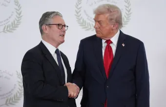 Τραμπ Στάρμερ