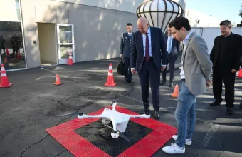Δένδιας