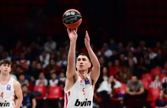 Λαρεντζάκης, Ολυμπιακός