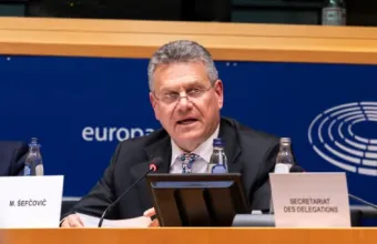 Μάρος Σέφκοβιτς