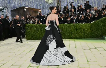 Anne Hathaway Met Gala 2026
