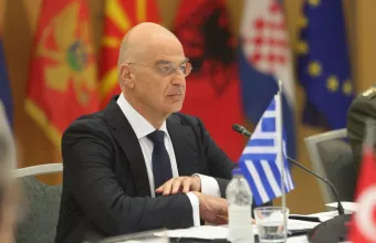 Δένδιας