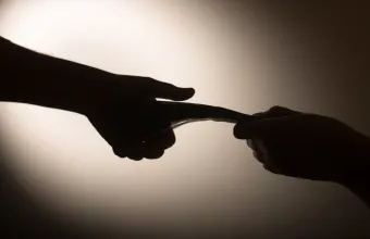 Η διαφθορά στις πολεοδομίες ποτέ δεν πεθαίνει