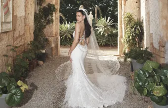 Dua Lipa γαμήλιο μανικιούρ