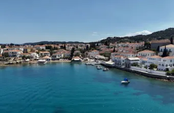 Σπέτσες