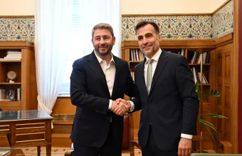 Στο ΠΑΣΟΚ και επίσημα ο Χουρδάκης - Ανδρουλάκης: «Ενώνουμε τις δυνάμεις μας για την πολιτική αλλαγή»