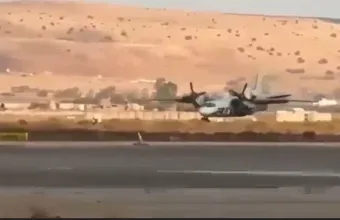 Βεγγάζη: Antonov An-32 με ρωσικό πλήρωμα προσγειώθηκε χωρίς τον έναν τροχό