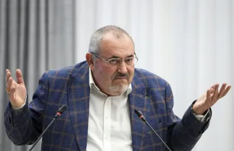 Μπόρις Ναντεζντίν
