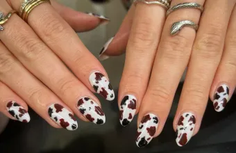 Cowgirl nails: Το μανικιούρ με τα cow print σχέδια είναι το πιο fun trend του καλοκαιριού
