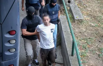 25χρονος 