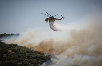 Λακωνία: Φωτιά στον Αγέρανο Γυθείου - Επιχειρούν εναέρια και επίγεια μέσα