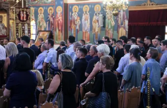 Αγρίνιο: Σε κλίμα οδύνης το τελευταίο «αντίο» στον 27χρονο πυροσβέστη - Εικόνες, βίντεο