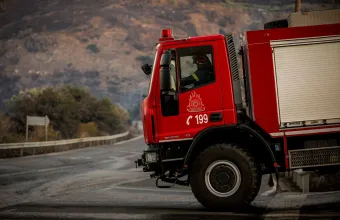 Μεσίστιες οι σημαίες στην Πυροσβεστική – Συλλυπητήρια από το αρχηγό του ΠΣ στις οικογένειες των ενστόλων