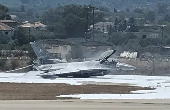 F16