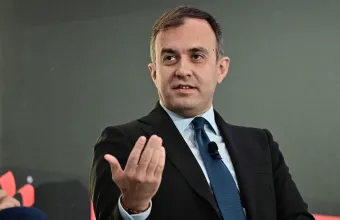 Χατζηβασιλείου σε Νταβούτογλου: «Στην Κύπρο έχει γίνει παράνομη εισβολή»