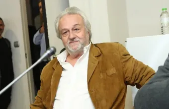 Κομπότης
