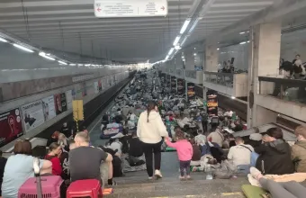 Νύχτα στα καταφύγια για τους κατοίκους του Κιέβου - Ισχυρές εκρήξεις συγκλόνισαν την πρωτεύουσα της Ουκρανίας - Δείτε βίντεο