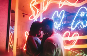 Micro-dating: Οι σχέσεις που κρατάνε λιγότερο κι από ένα Insta Story