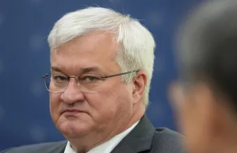 Τηλεφωνική επικοινωνία Σιμπίχα - Αραγτσί με αιχμές για τη στήριξη του Ιράν προς τη Ρωσία