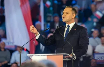 Ο πρόεδρος της Πολωνίας μπλόκαρε το σύμφωνο συμβίωσης για ομόφυλα και ετερόφυλα ζευγάρια