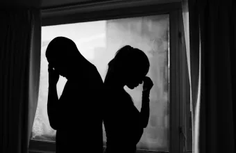 Απίστευτη ιστορία στην Αμμουδάρα: Γερμανός πήρε την πρώτη πτήση και πήγε να βρει τη πρώην... με τον νυν της στο ξενοδοχείο