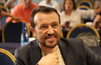 Παπάς