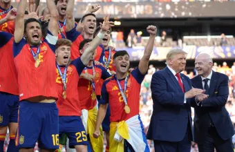  Μουντιάλ 2026: Ακόμη και στην απονομή ο Τραμπ ήθελε να είναι ο πρωταγωνιστής