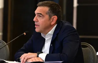 Τσίπρας: Η ακρίβεια δεν αντιμετωπίζεται με επιδόματα - Απαιτείται αποφασιστική σύγκρουση με τα μεγάλα συμφέροντα