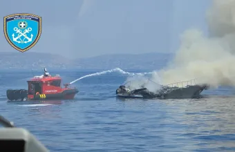 Φωτιά σε σκάφος