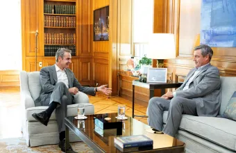 Συνάντηση Μητσοτάκη-Σέντερ: Στόχος η εμβάθυνση της οικονομικής συνεργασίας