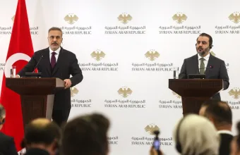 Δαμασκός προς Νετανιάχου: «Τούρκοι πήγαν στη βάση που χτύπησε το Ισραήλ, αλλά δεν συγκεντρώνονται τουρκικές δυνάμεις στη Συρία»