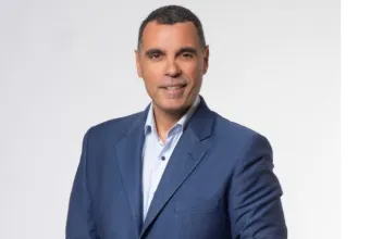 MONOBALA με τον Πάνο Βόγλη: Πρεμιέρα σεζόν, 23 Αυγούστου, στον ΣΚΑΪ